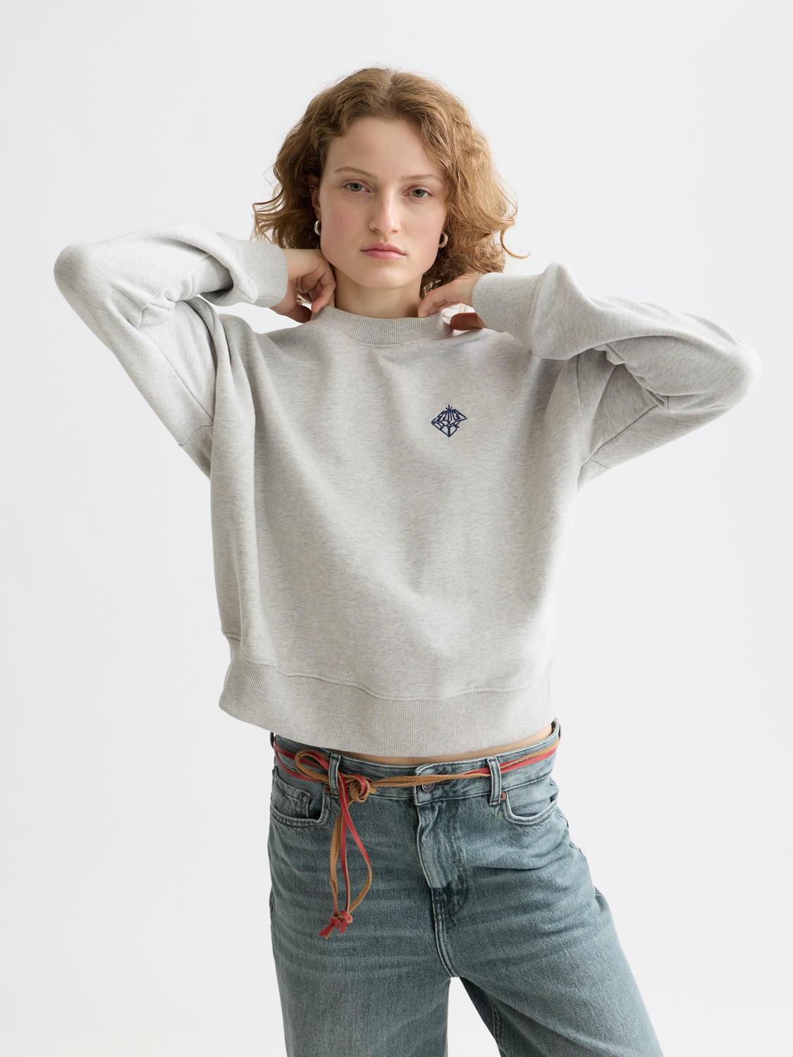 Embroidered Logo Relaxed Fit Sweatshirt – Scotch & Soda
