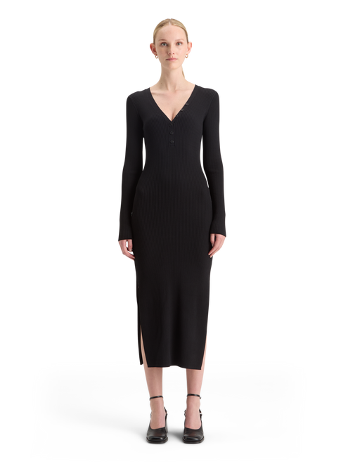 Geripptes Midi-Strickkleid