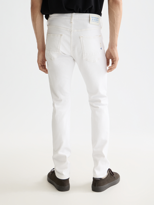 Core - Ralston Regular Slim Jeans | Cool White