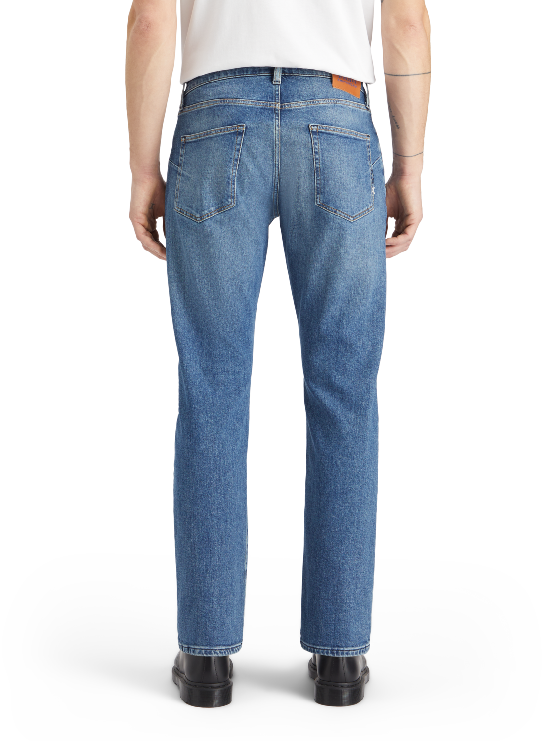 Essentials — The Zee Straight Fit Jeans | Blue Moves