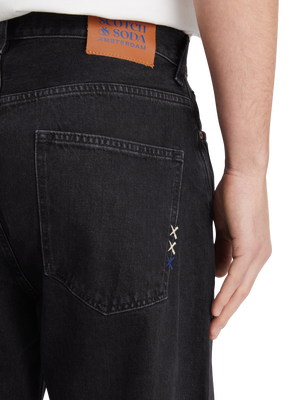 L'essentiel — Jean The Pitch coupe ample | Black Buzz