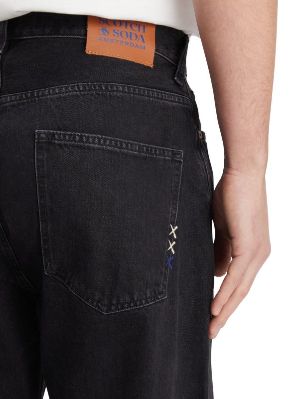 L'essentiel — Jean The Pitch coupe ample | Black Buzz