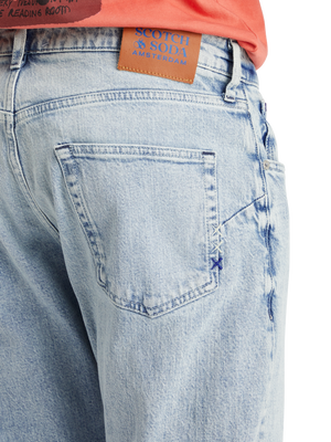 L'essentiel — Le jean droit Zee | Blue Story