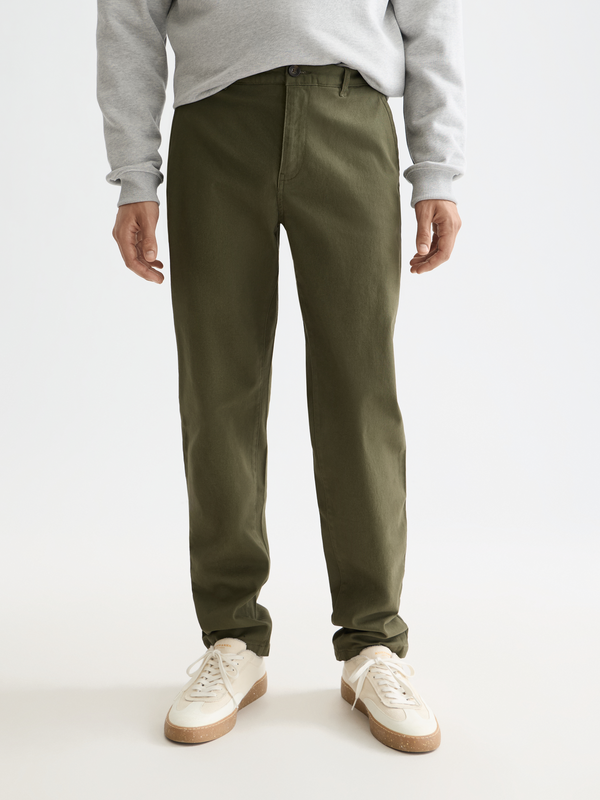 Essentials — Stuart Cotton-Blend Twill Chino