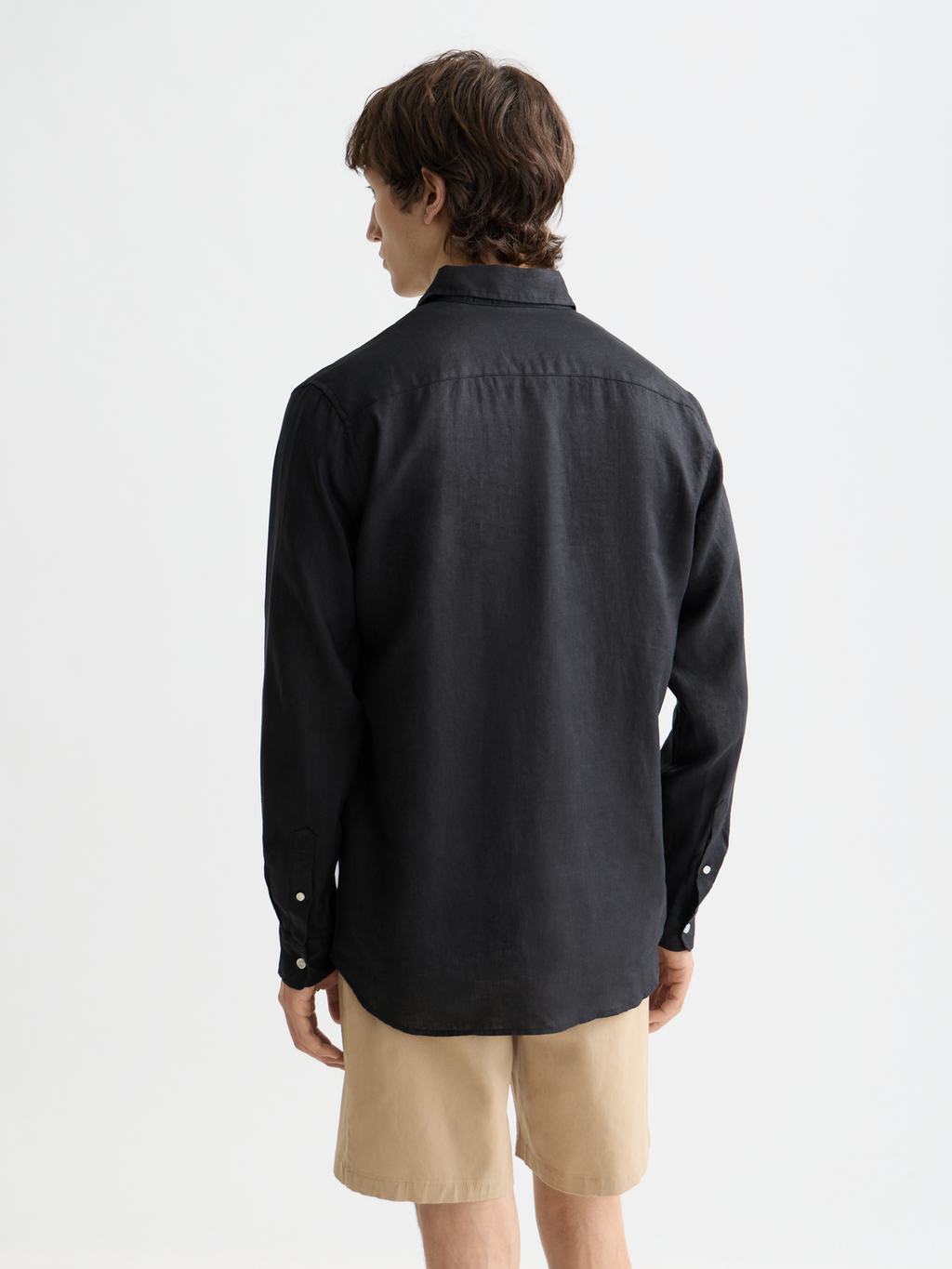 Essentials — Linen Long Sleeve Button-Down Shirt