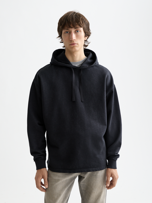 Essentials – Bestickter Logo-Hoodie