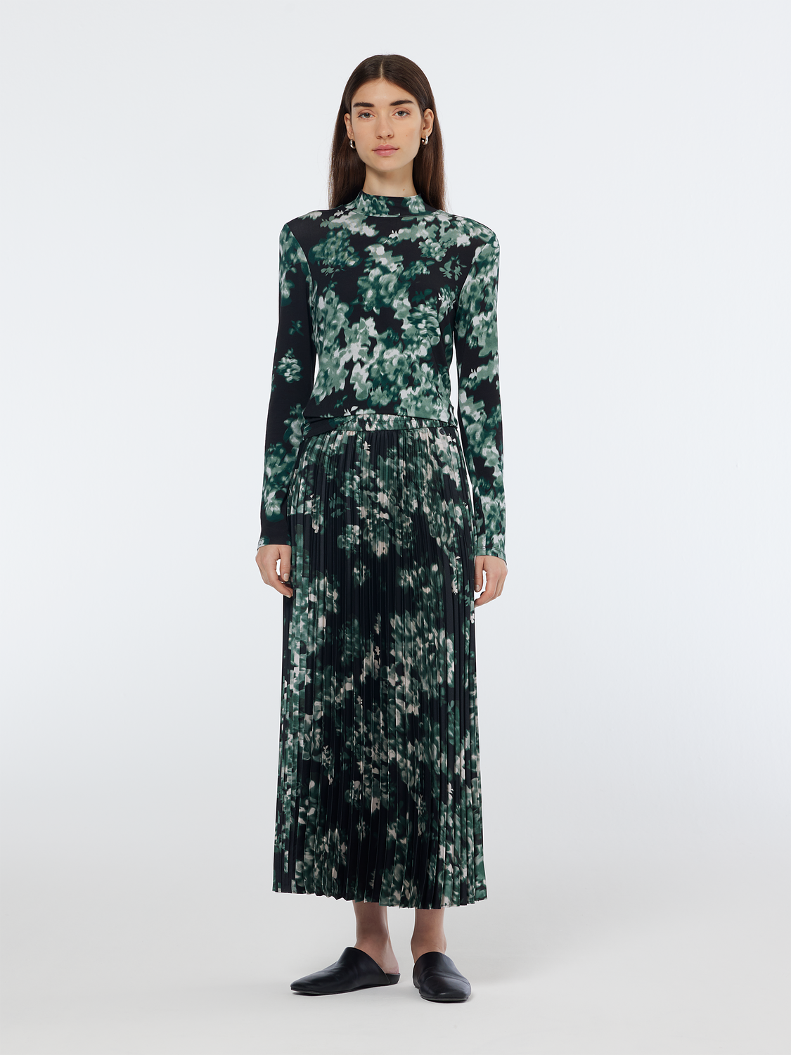 Floral Printed Pleated Skirt