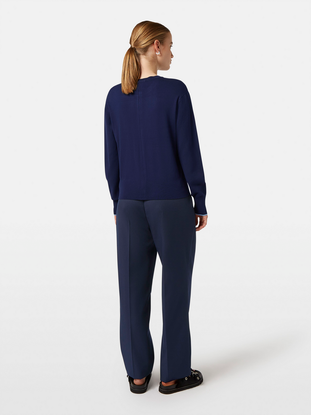 Crew Neck Relaxed Cardigan