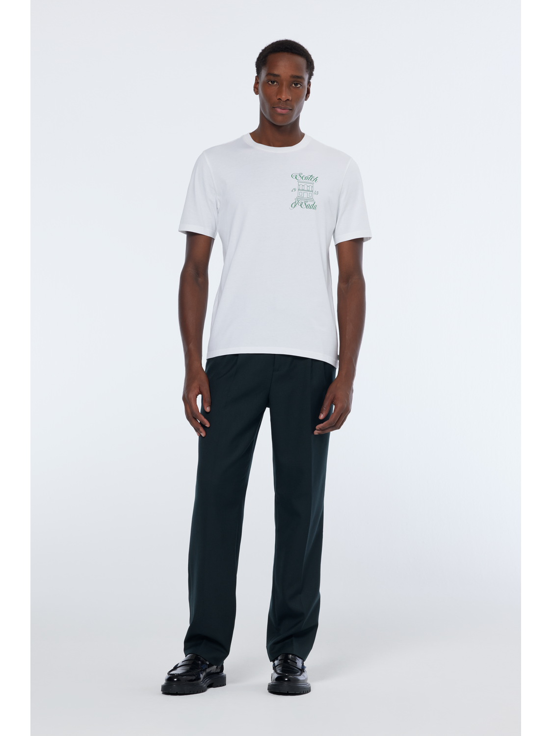 Relaxed Straight Fit Pleated Tailored Chino