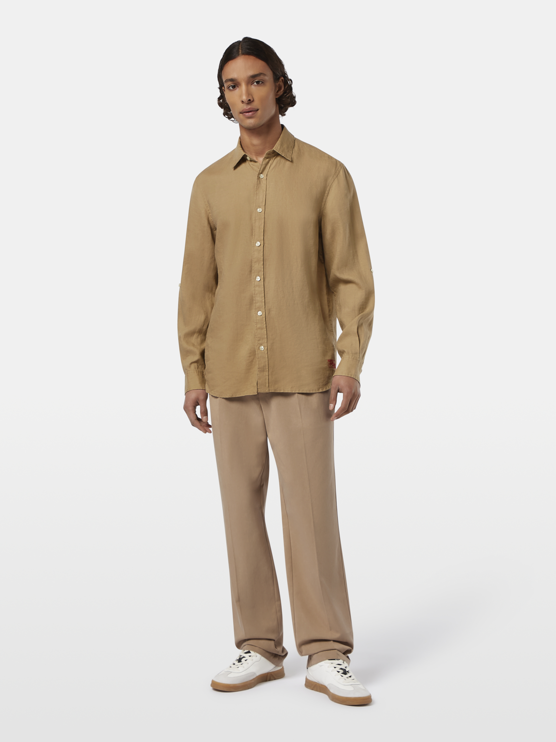 Pleated Cotton/Lyocell Twill Relaxed Straight Fit Chino