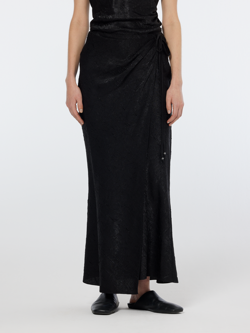 Jupe en satin froissé