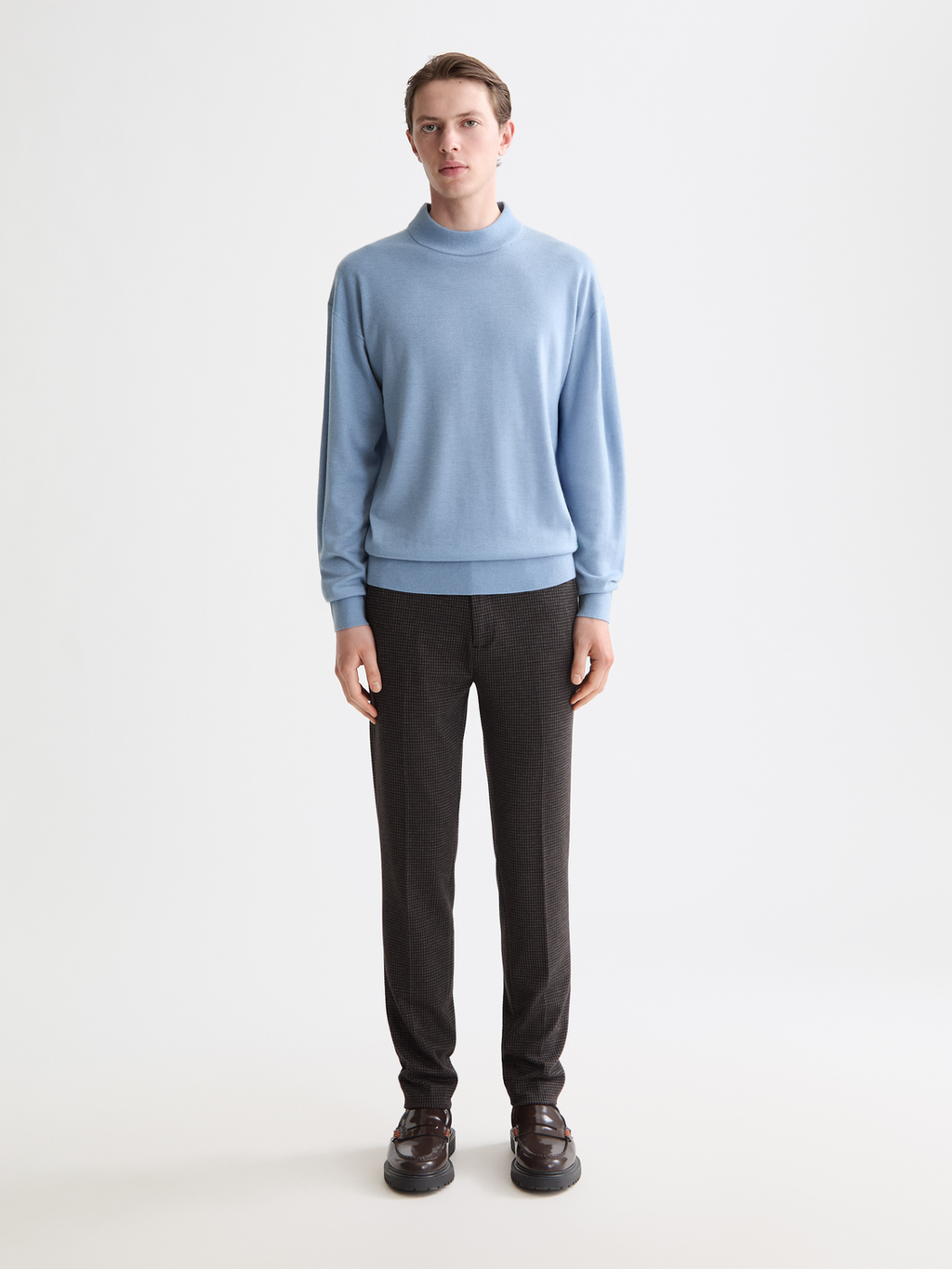 Seasonal Core - Mott - Tailored Jersey Yarn Dyed Chino