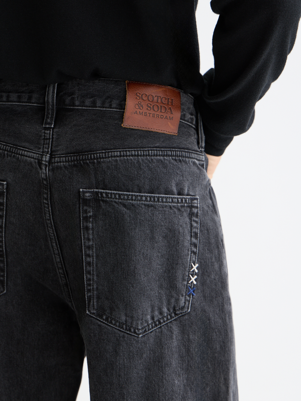 Core The Pitch Loose Fit Jeans — Black Buzz