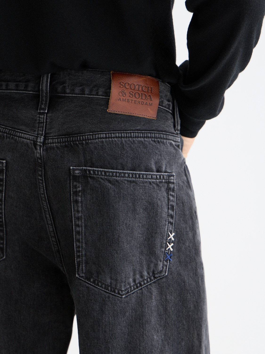 Core The Pitch Loose Fit Jeans — Black Buzz