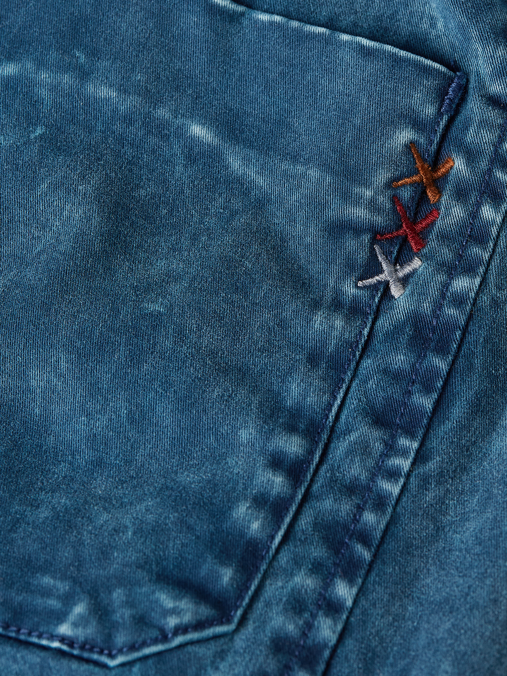 Lightweight Garmentdyed Straightfit Pant