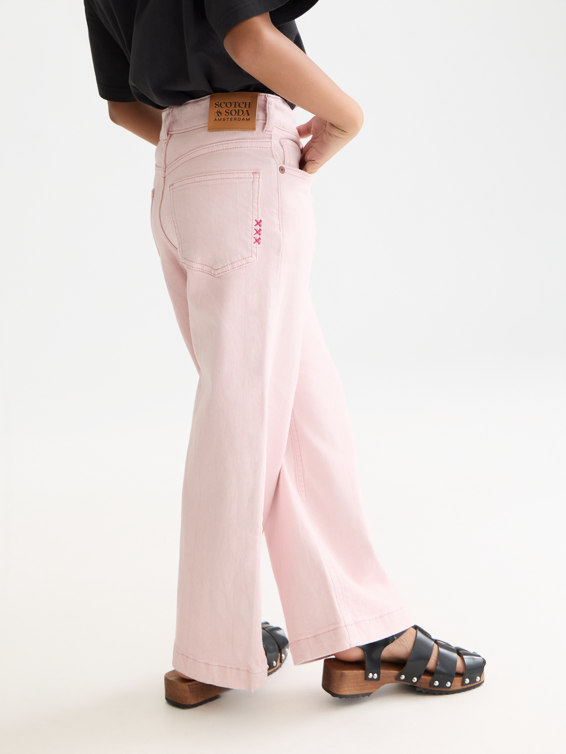The Wave Wideleg Jeans