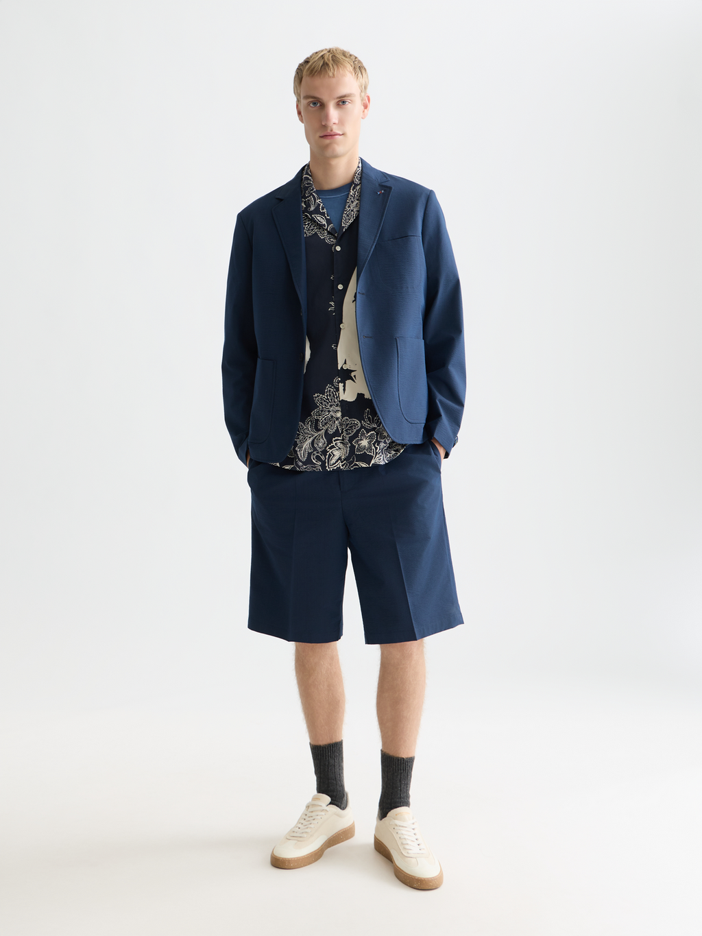 Unkonstruierter Blazer aus Baumwoll-Seersucker-Mischung