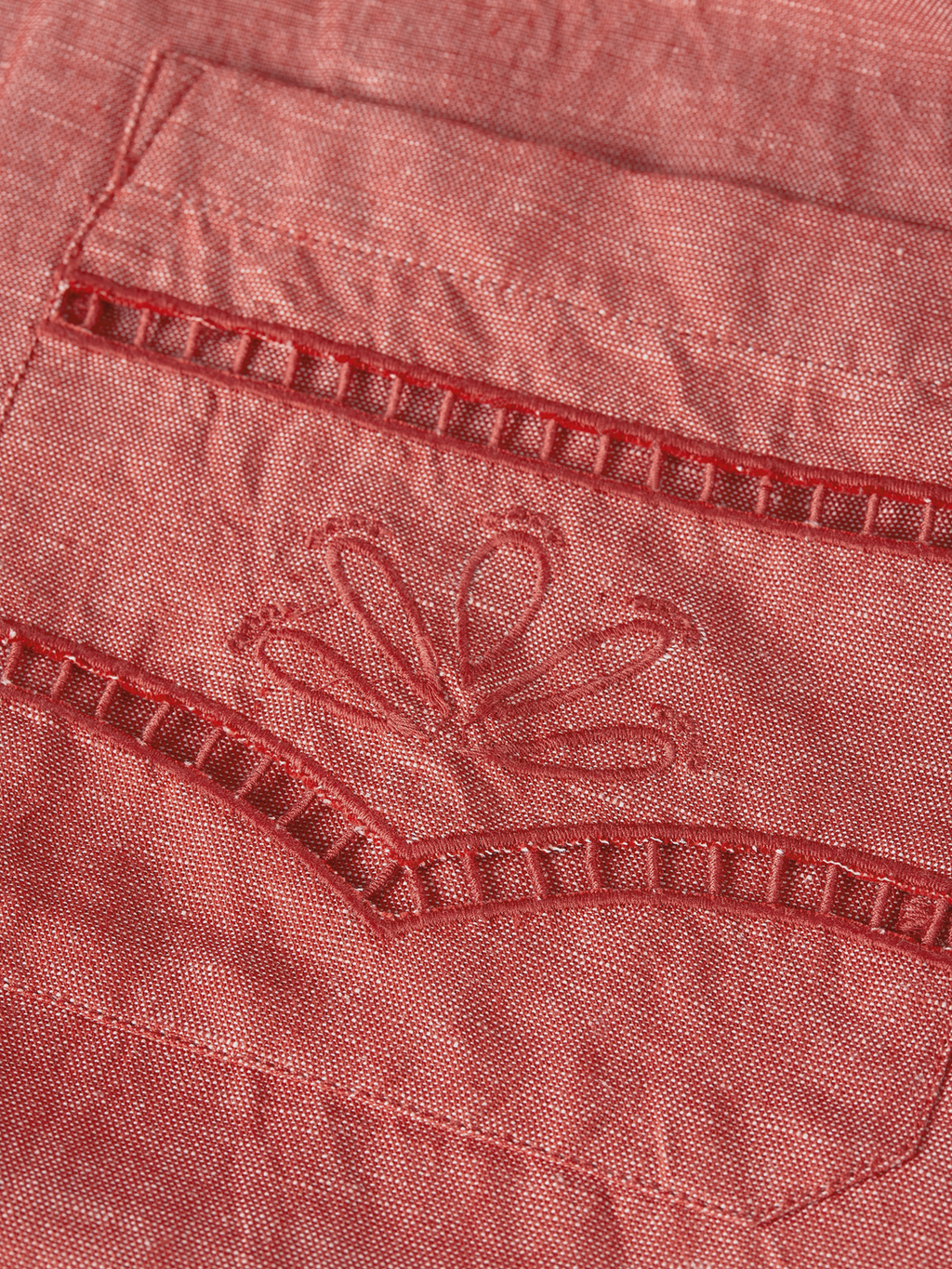 Embroidered Linen-Blend Wide-Fit Bermuda Shorts