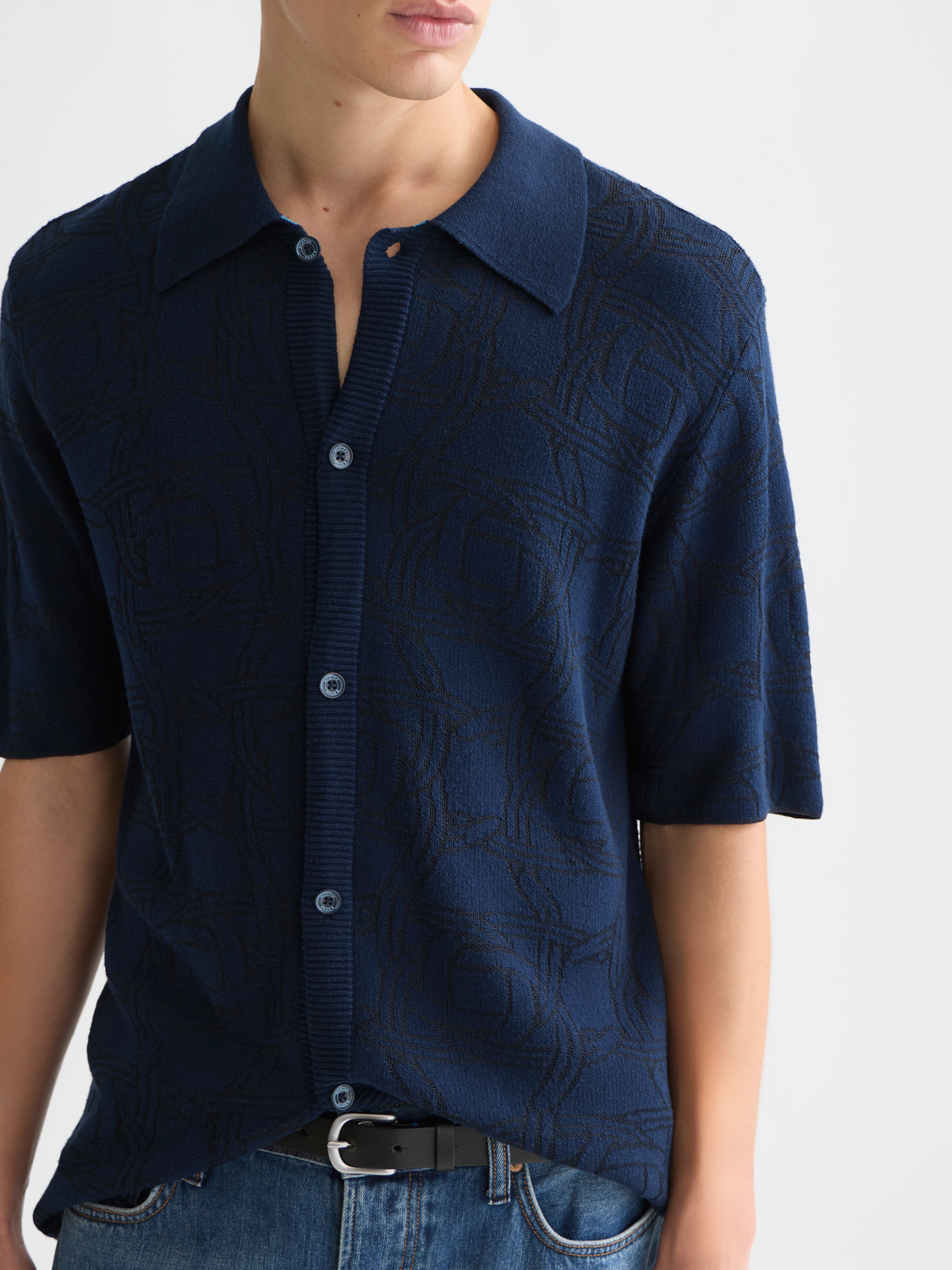 Tone-on-Tone Knitted Short Sleeve Shirt