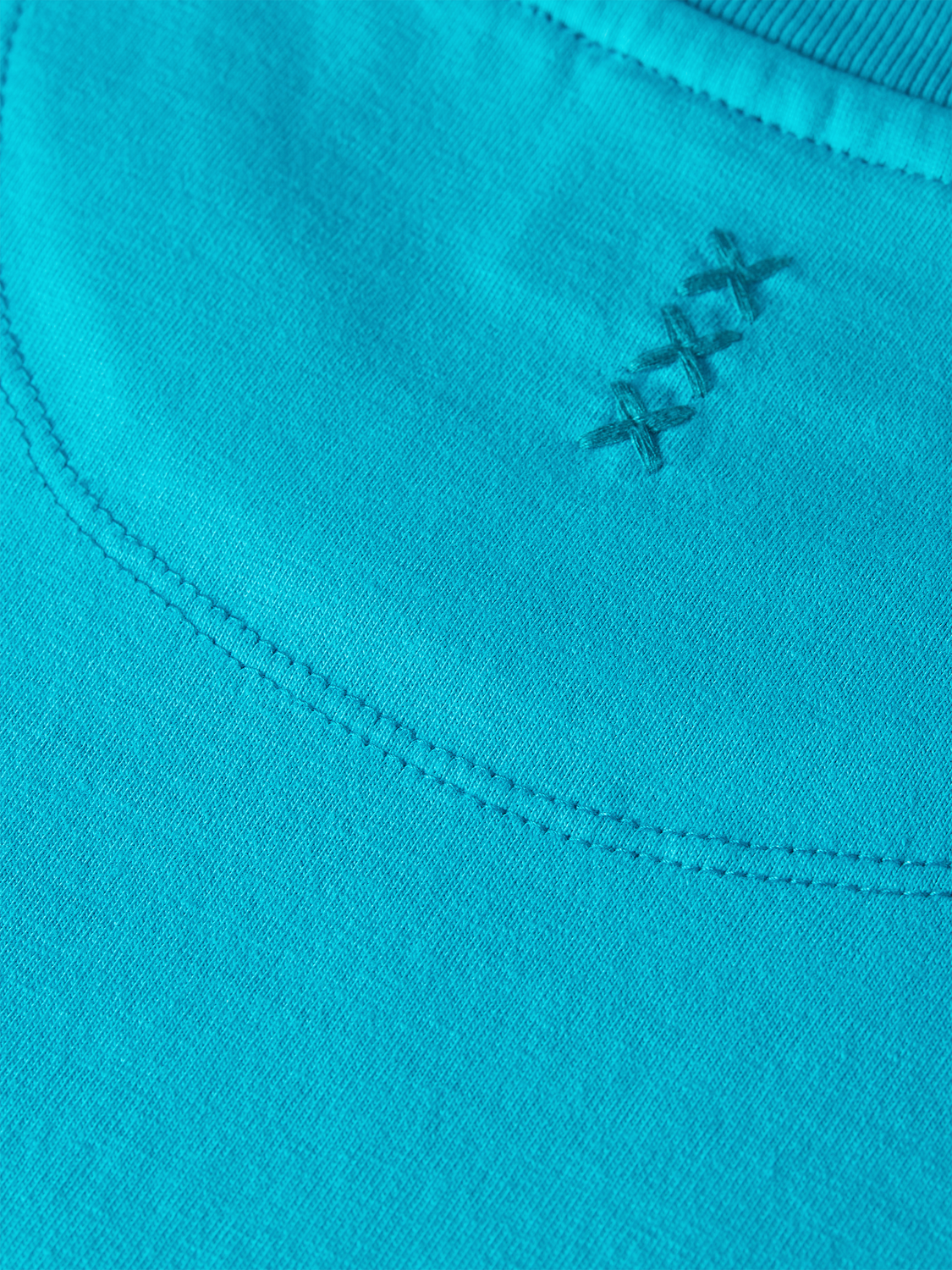 T-shirt décontracté teint dans la masse 3 Crosses