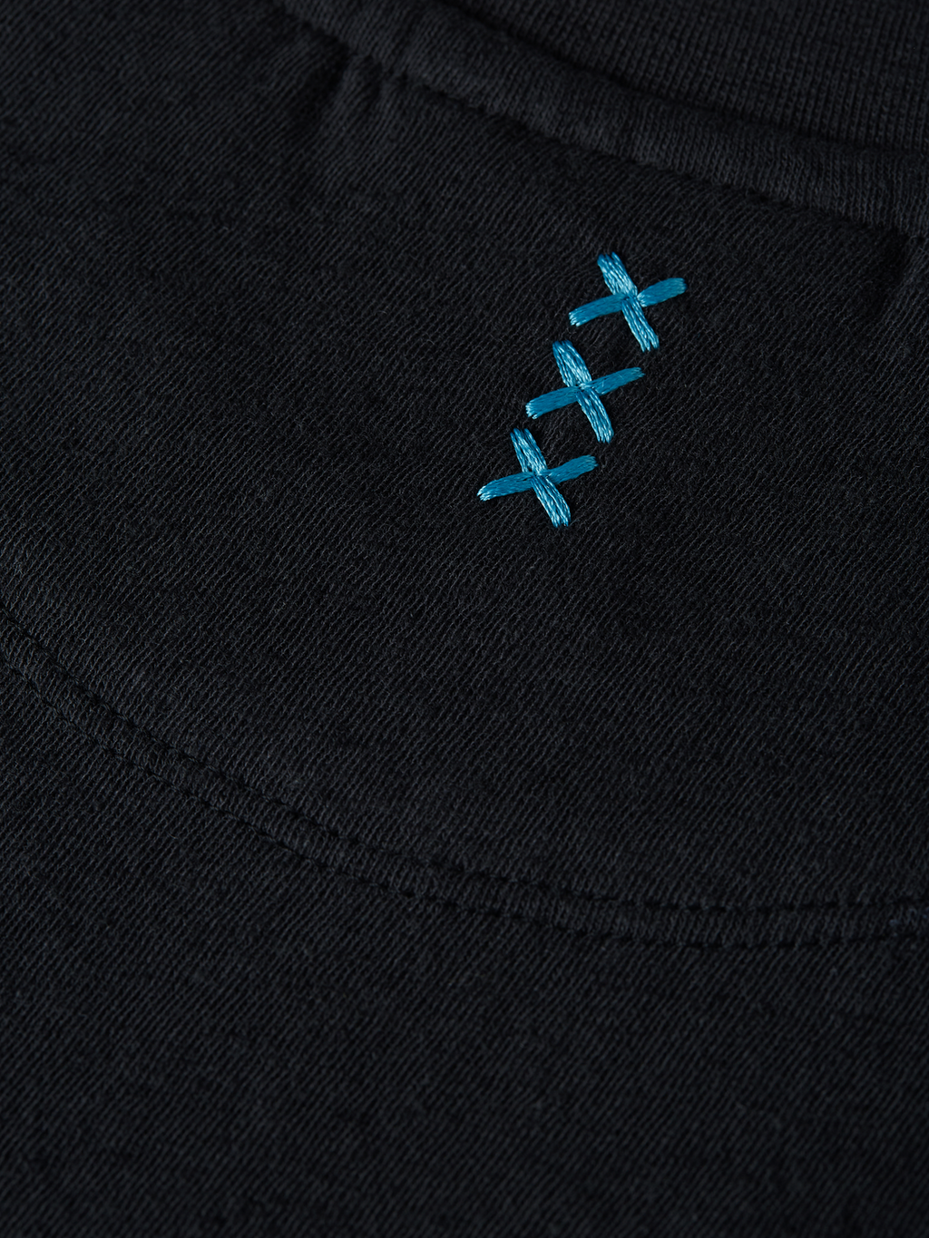 3 Crosses Cotton-Linen Regular-Fit T-Shirt