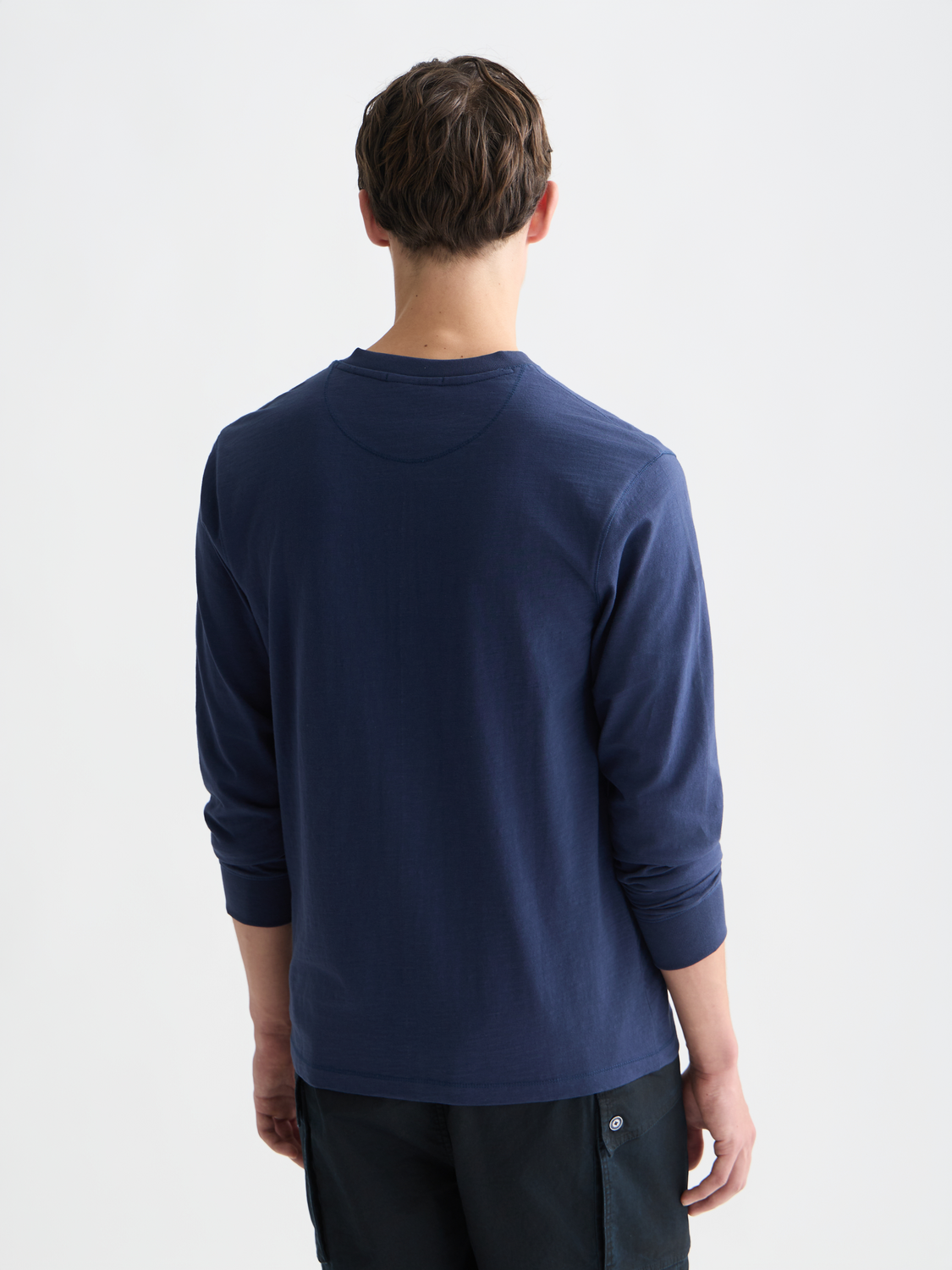 Henley Langarm-T-Shirt aus Slub-Garn in regulärer Passform