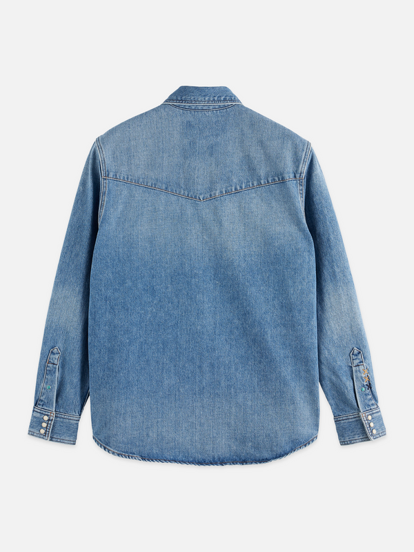 Jeanshemd mit Western-Details