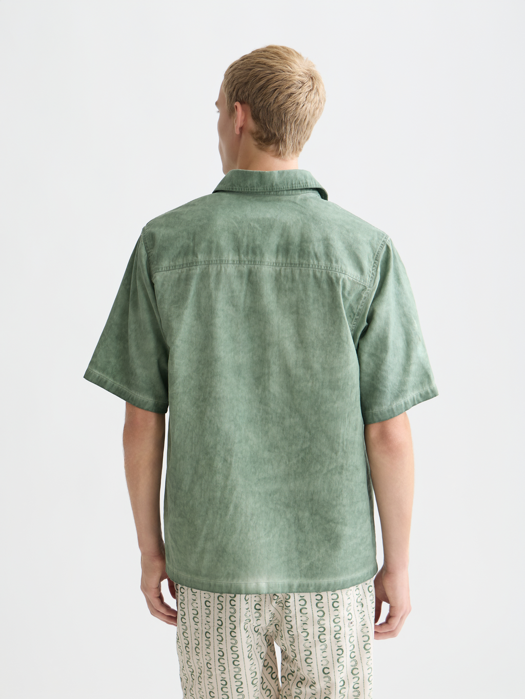 Washed Cotton Relaxed-Fit Short Sleeved Shirt