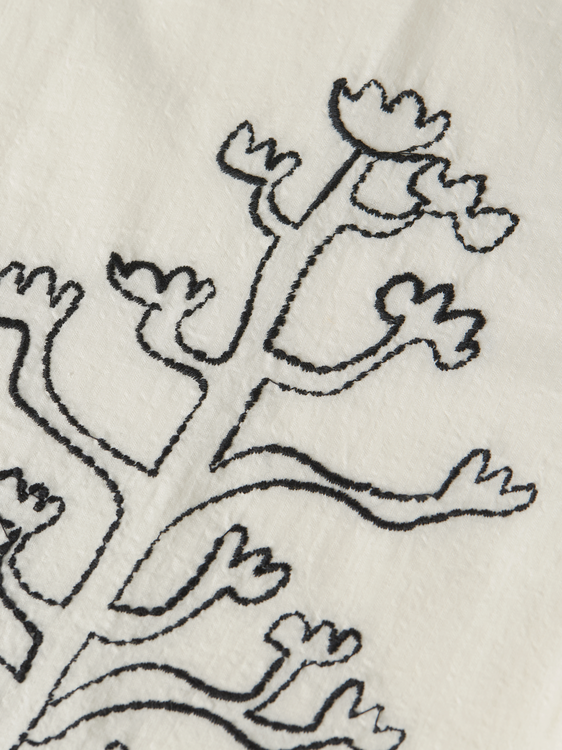 Embroidered Seersucker Relaxed-Fit Short-Sleeved Shirt