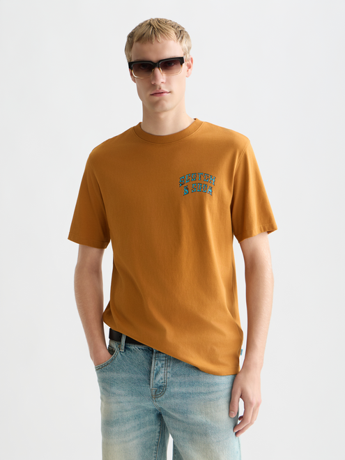T-Shirt mit Kunstwerken auf Vorder- und Rückseite, Regular-Fit