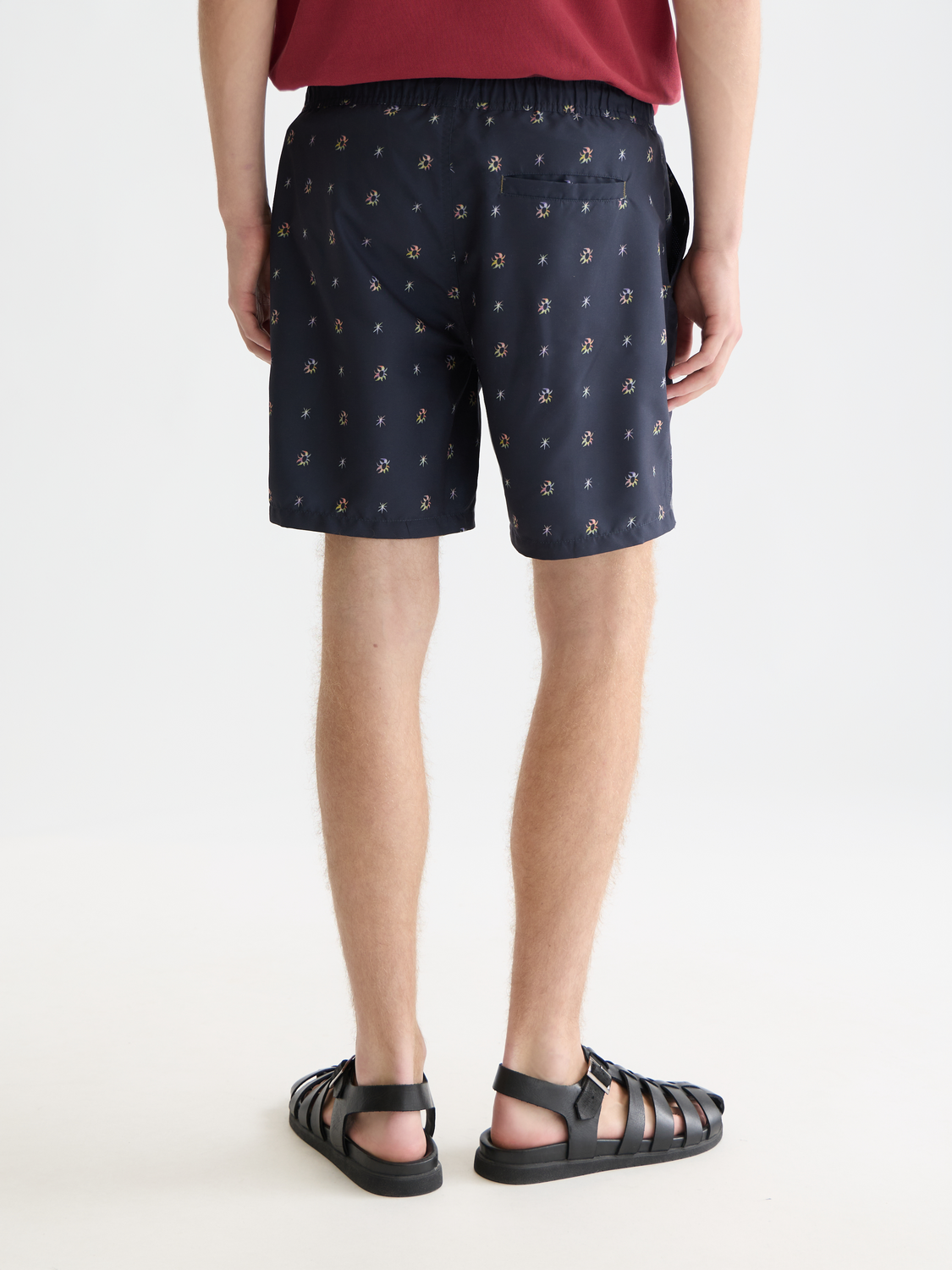 Badeshorts in halber Länge mit Mini-Print
