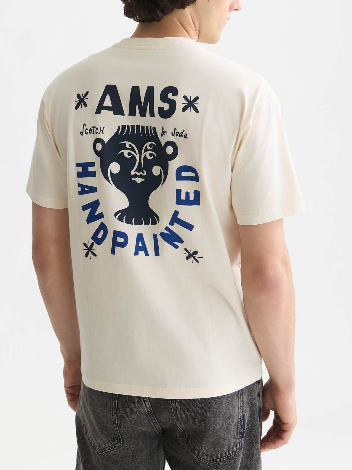 T-Shirt mit Druck auf Vorder- und Rückseite