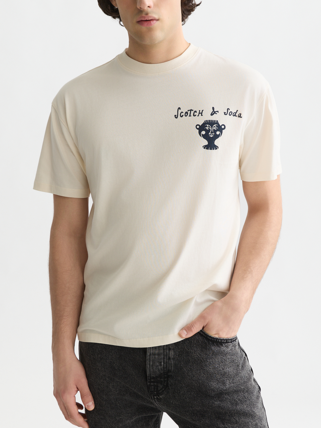 T-Shirt mit Druck auf Vorder- und Rückseite