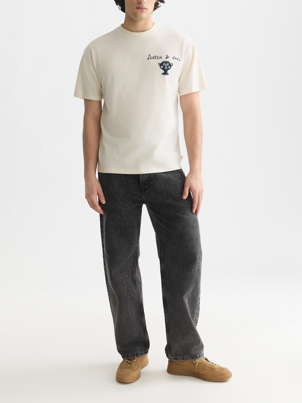 T-Shirt mit Druck auf Vorder- und Rückseite