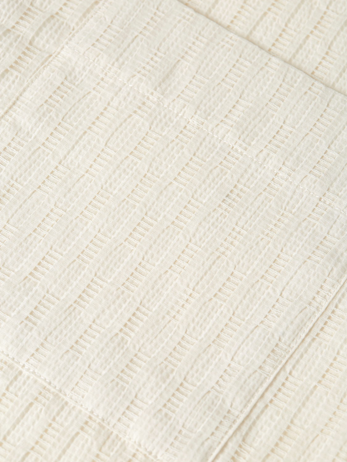 Jacquard Seer-Sucker Regular-Fit Short-Sleeved Shirt