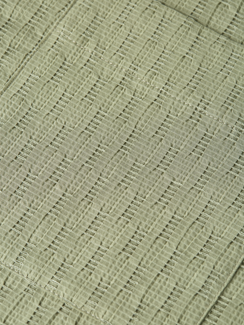 Jacquard Seer-Sucker Regular-Fit Short-Sleeved Shirt