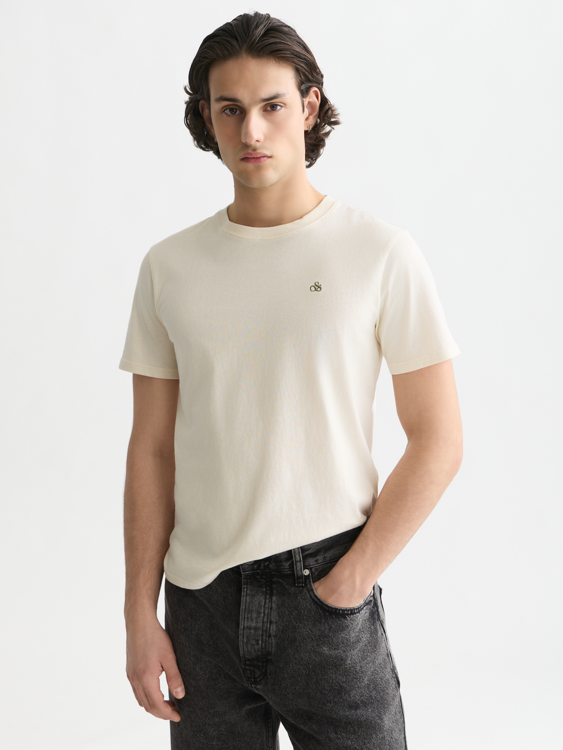 Seasonal Core Chest Logo Regular-Fit T-Shirt