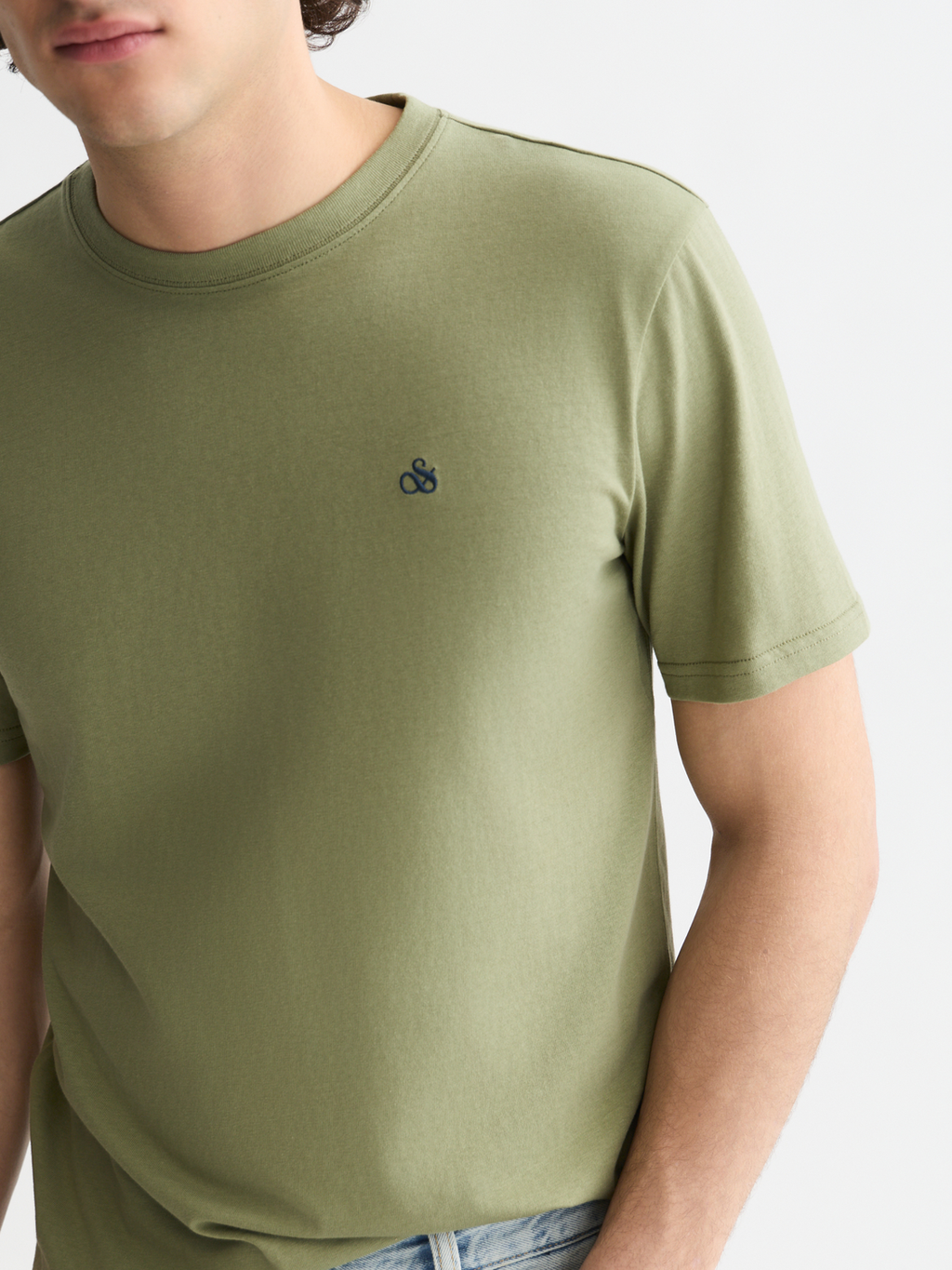 Seasonal Core Chest Logo Regular-Fit T-Shirt