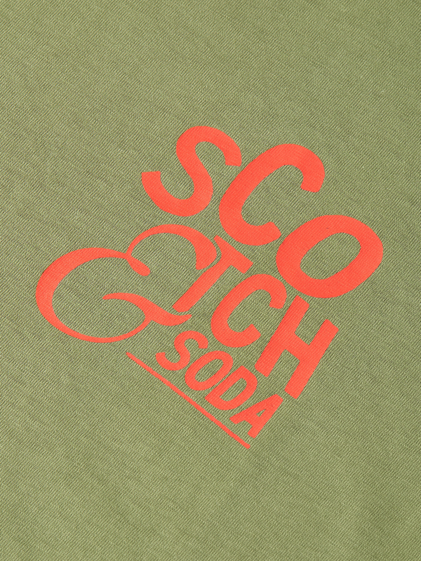 T-shirt coupe droite avec motif côté cœur