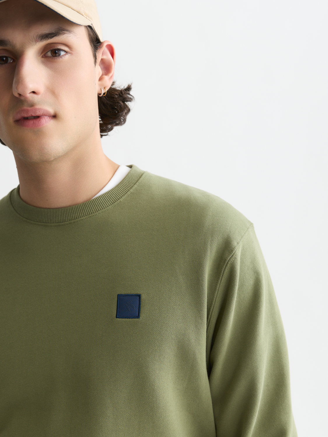 Seasonal Core Logo Badge Regular-Fit Sweatshirt