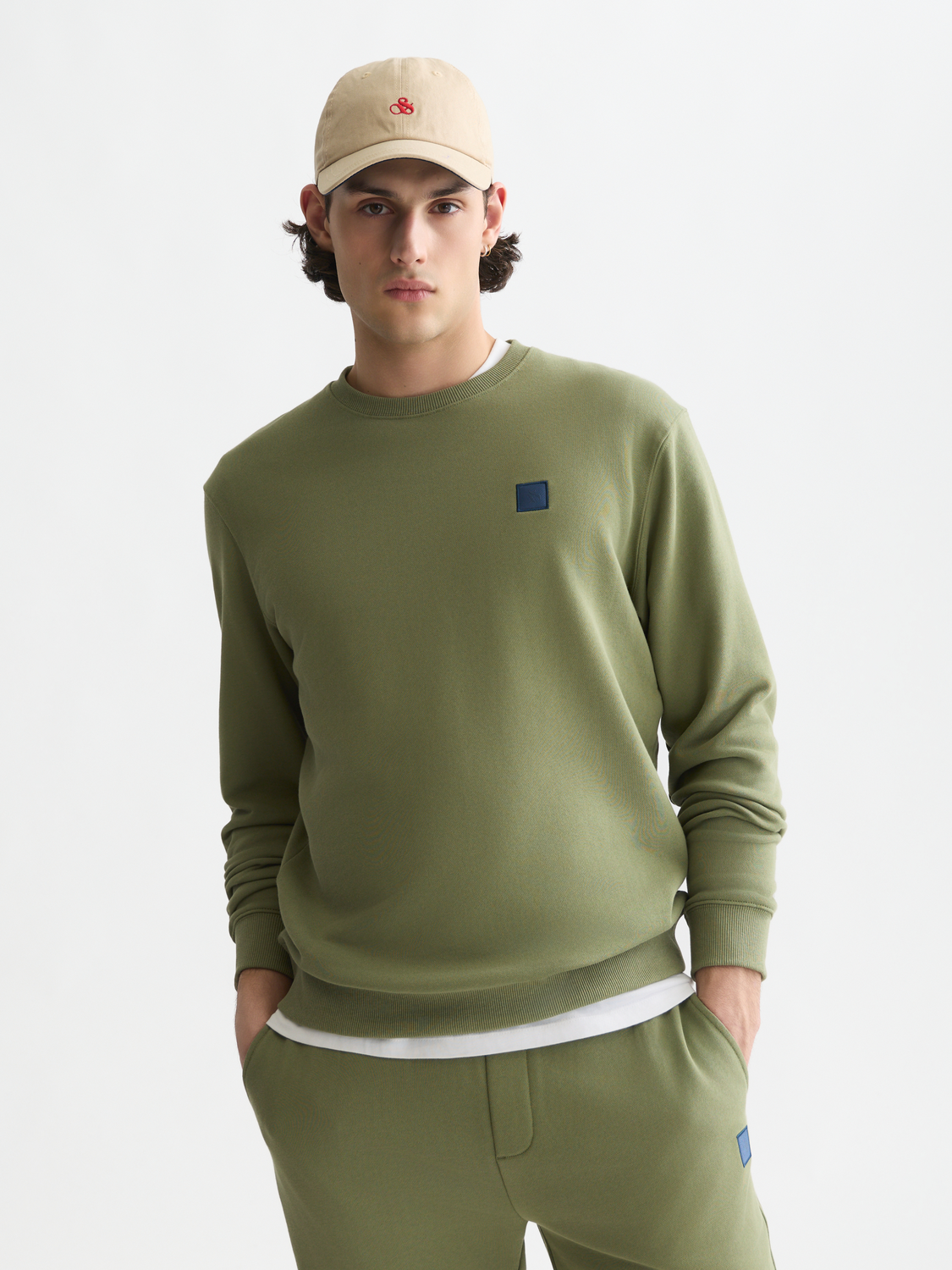 Seasonal Core Logo Badge Regular-Fit Sweatshirt