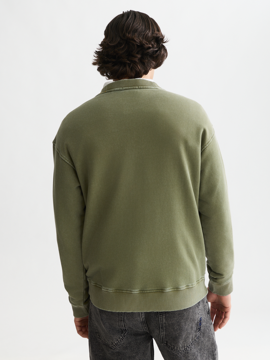 Washed Relaxed-Fit Sweatshirt