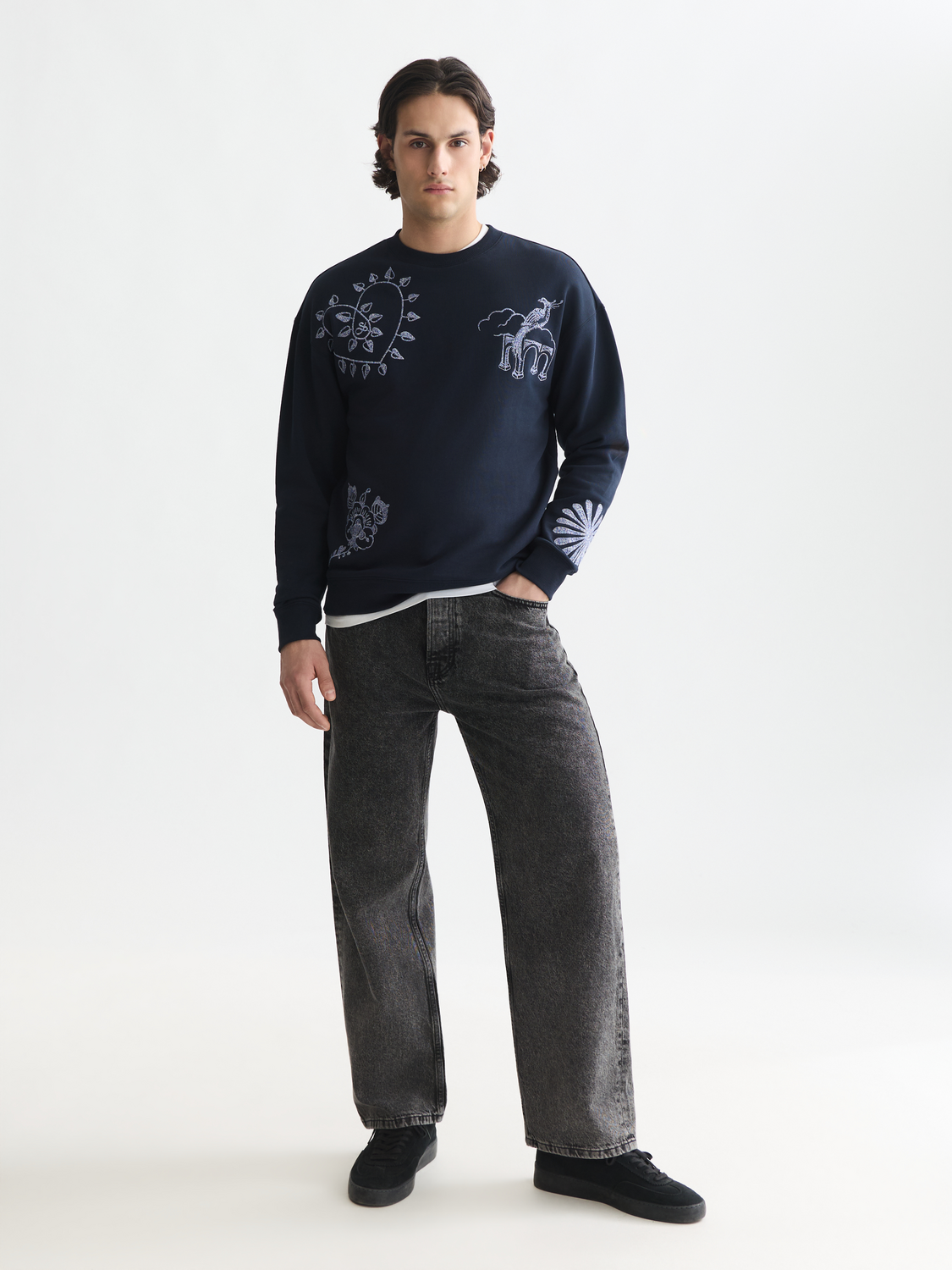 Scotch & Soda x Royal Delft Embroidered Relaxed Sweatshirt