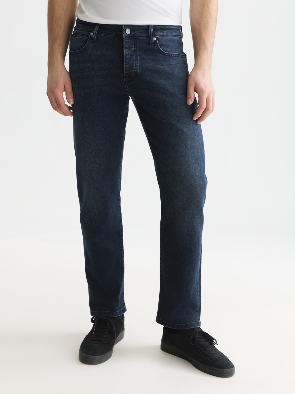 The Zee Regular Straight Fit Jeans
