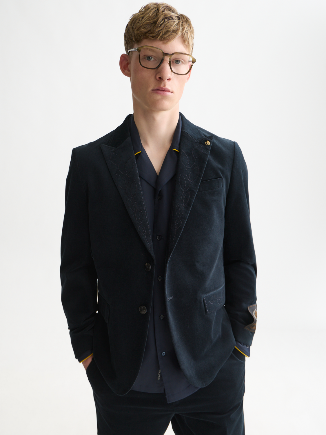 Pierce Embroidered Velvet Peak Lapel Blazer