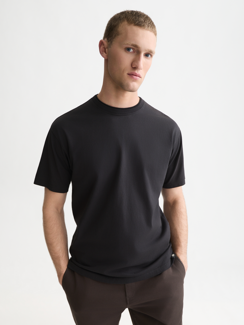 T-Shirt mit 3 Kreuzen, entspannter Passform und Garment-Dye-Färbung