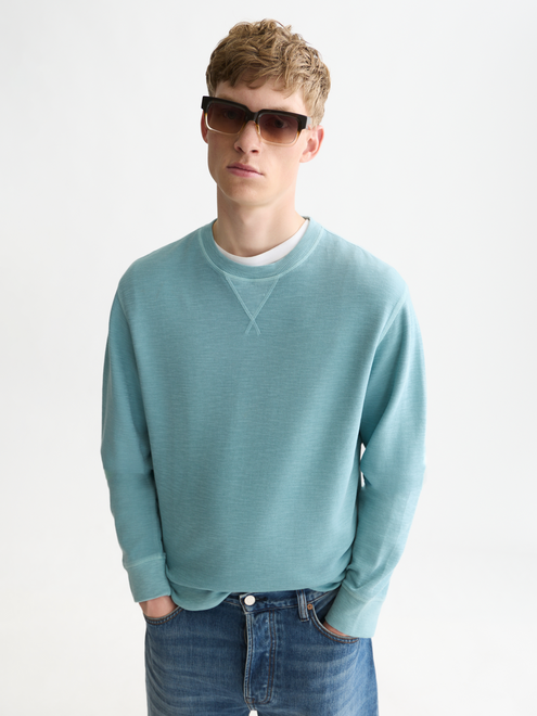Stückgefärbtes Sweatshirt in regulärer Passform