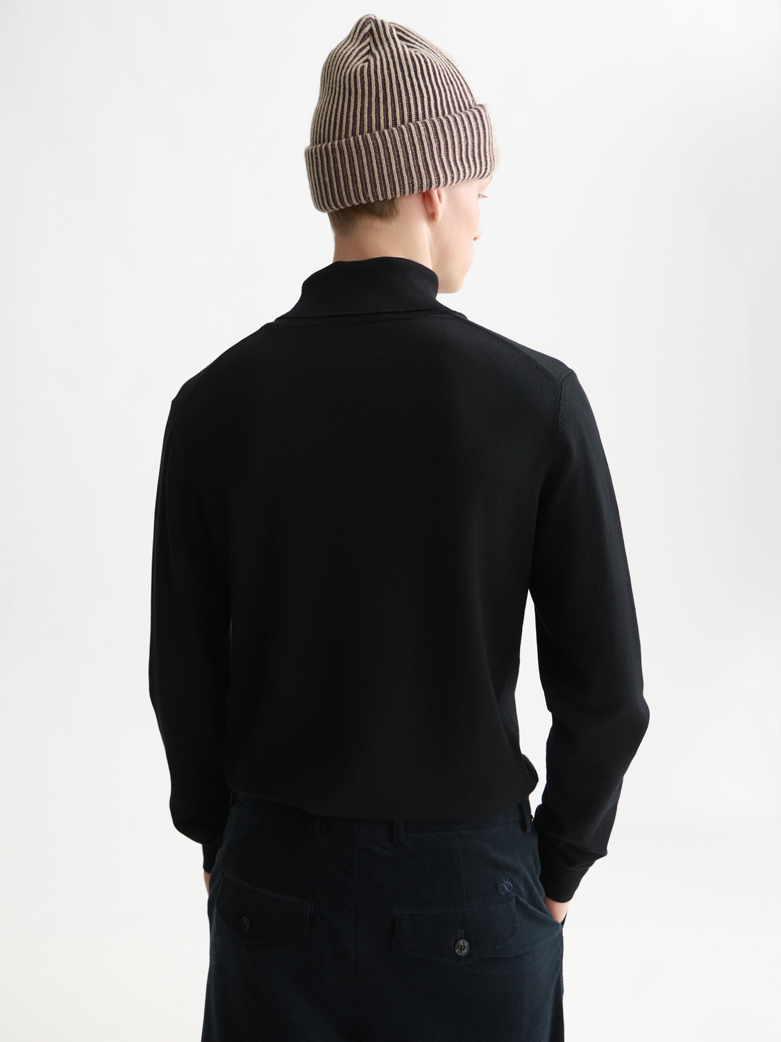 Embroidered Logo Turtleneck Knit Pullover