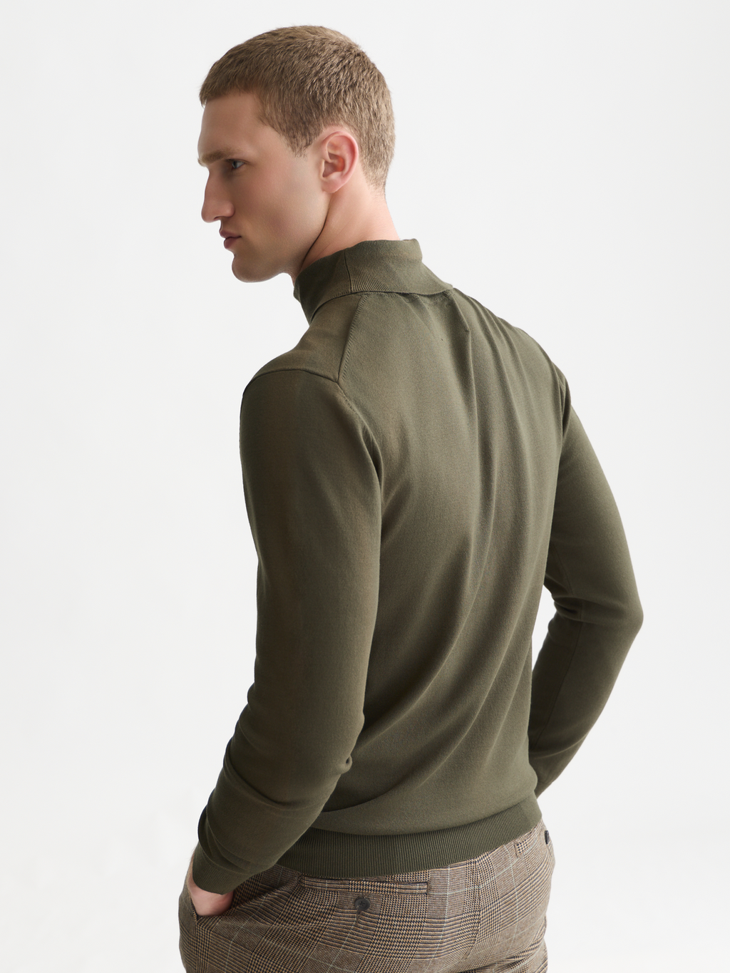 Embroidered Logo Turtleneck Knit Pullover