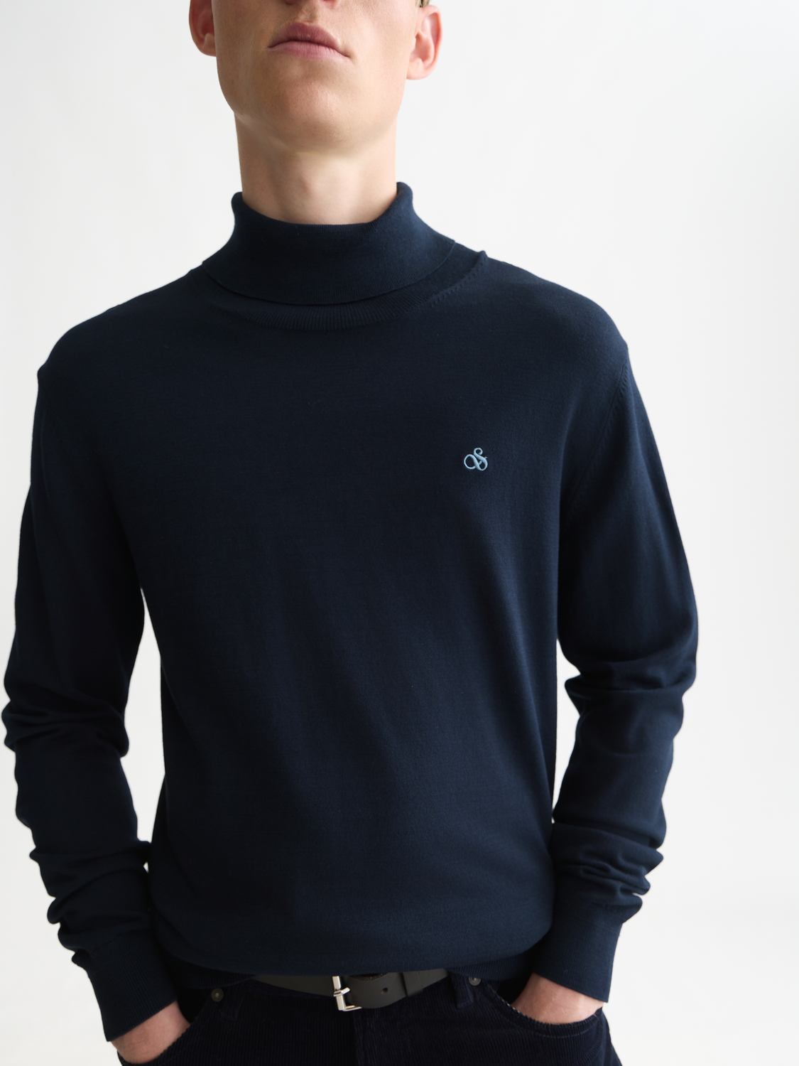 Embroidered Logo Turtleneck Knit Pullover